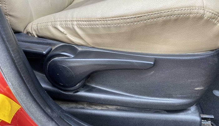 2017 Tata Tiago XZA PETROL, Petrol, Automatic, 59,047 km, Driver Side Adjustment Panel