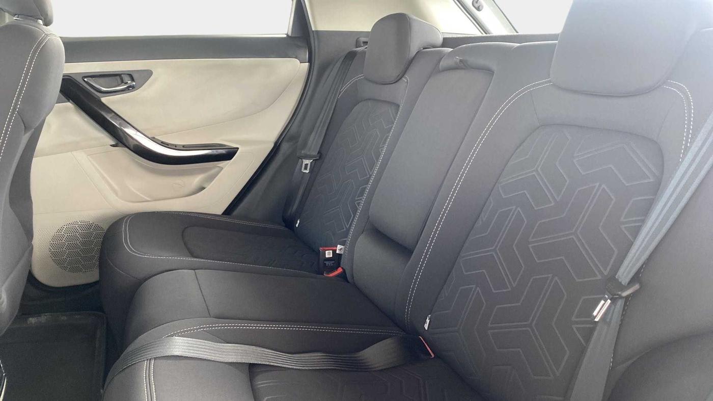 2021 Tata NEXON XZ PLUS (O) PETROL DUAL TONE, Petrol, Manual, 20,375 km, Right Side Rear Door Cabin
