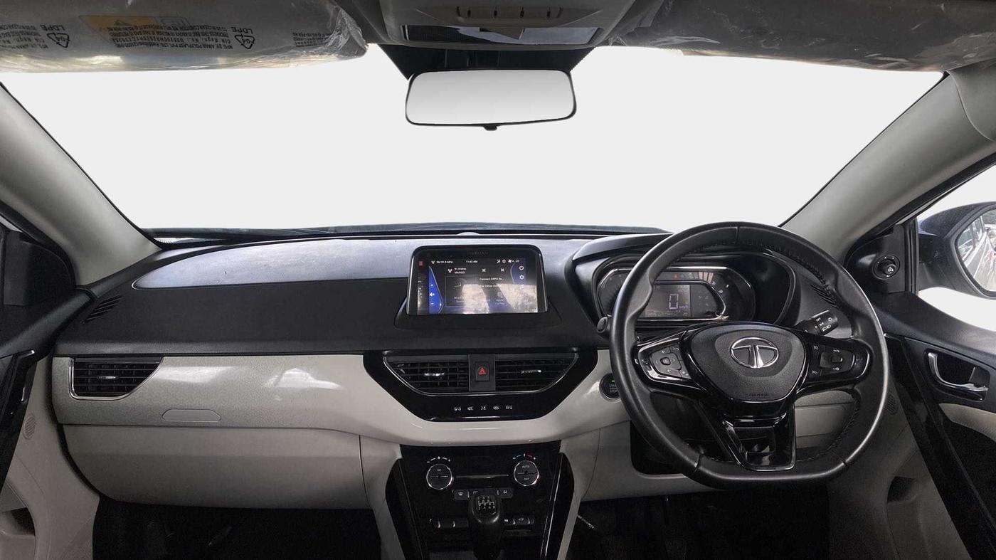 2021 Tata NEXON XZ PLUS (O) PETROL DUAL TONE, Petrol, Manual, 20,375 km, Dashboard