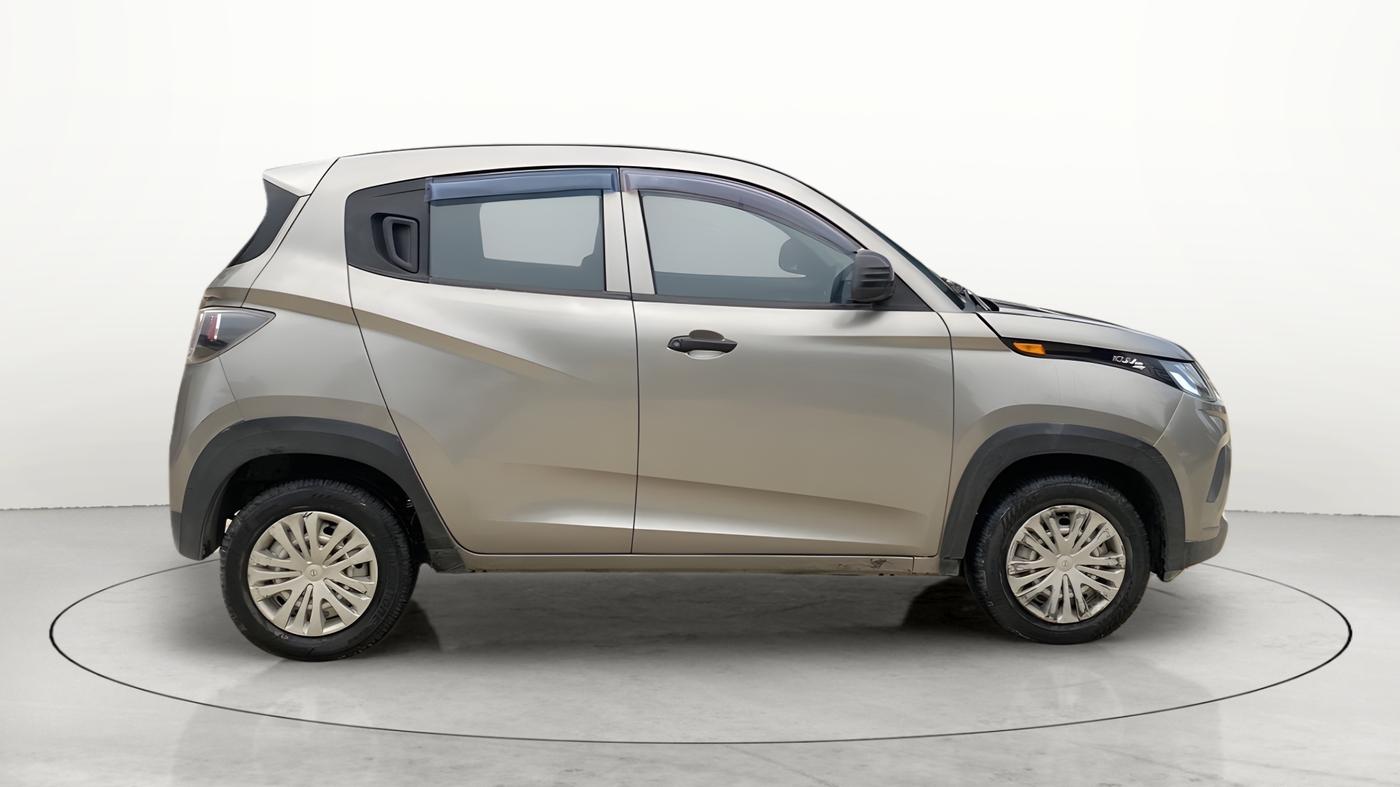 2018 Mahindra KUV 100 NXT K2 D 6S, Diesel, Manual, 15,784 km, Right Side View