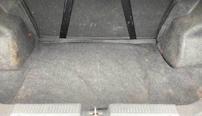 2017 Maruti Dzire VDI, Diesel, Manual, 57,636 km, Boot Inside