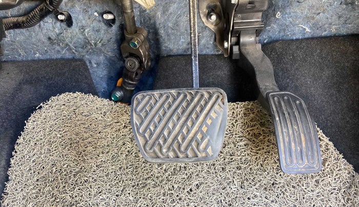 2017 Nissan Micra XV CVT, Petrol, Automatic, 46,468 km, Pedals