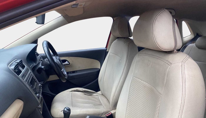 2015 Volkswagen Polo HIGHLINE1.5L, Diesel, Manual, 1,02,789 km, Right Side Front Door Cabin