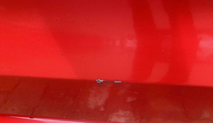 2015 Volkswagen Polo HIGHLINE1.5L, Diesel, Manual, 1,02,789 km, Front passenger door - Minor scratches