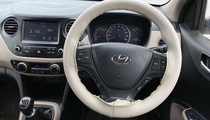 2017 Hyundai Grand i10 ASTA 1.2 KAPPA VTVT, Petrol, Manual, 1,00,313 km, Steering Wheel Close Up