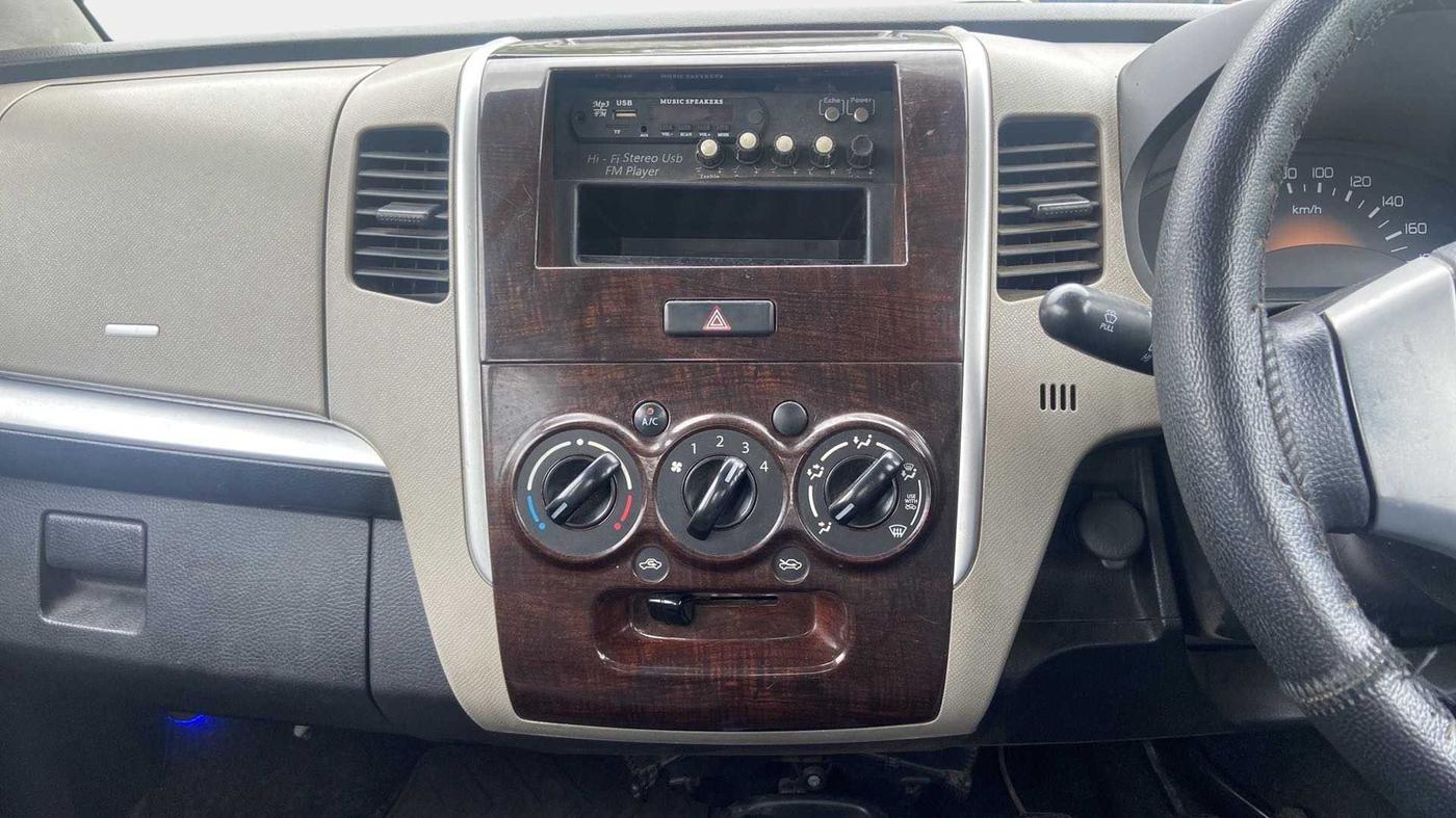 2014 Maruti Wagon R 1.0 LXI, Petrol, Manual, 23,658 km, Air Conditioner