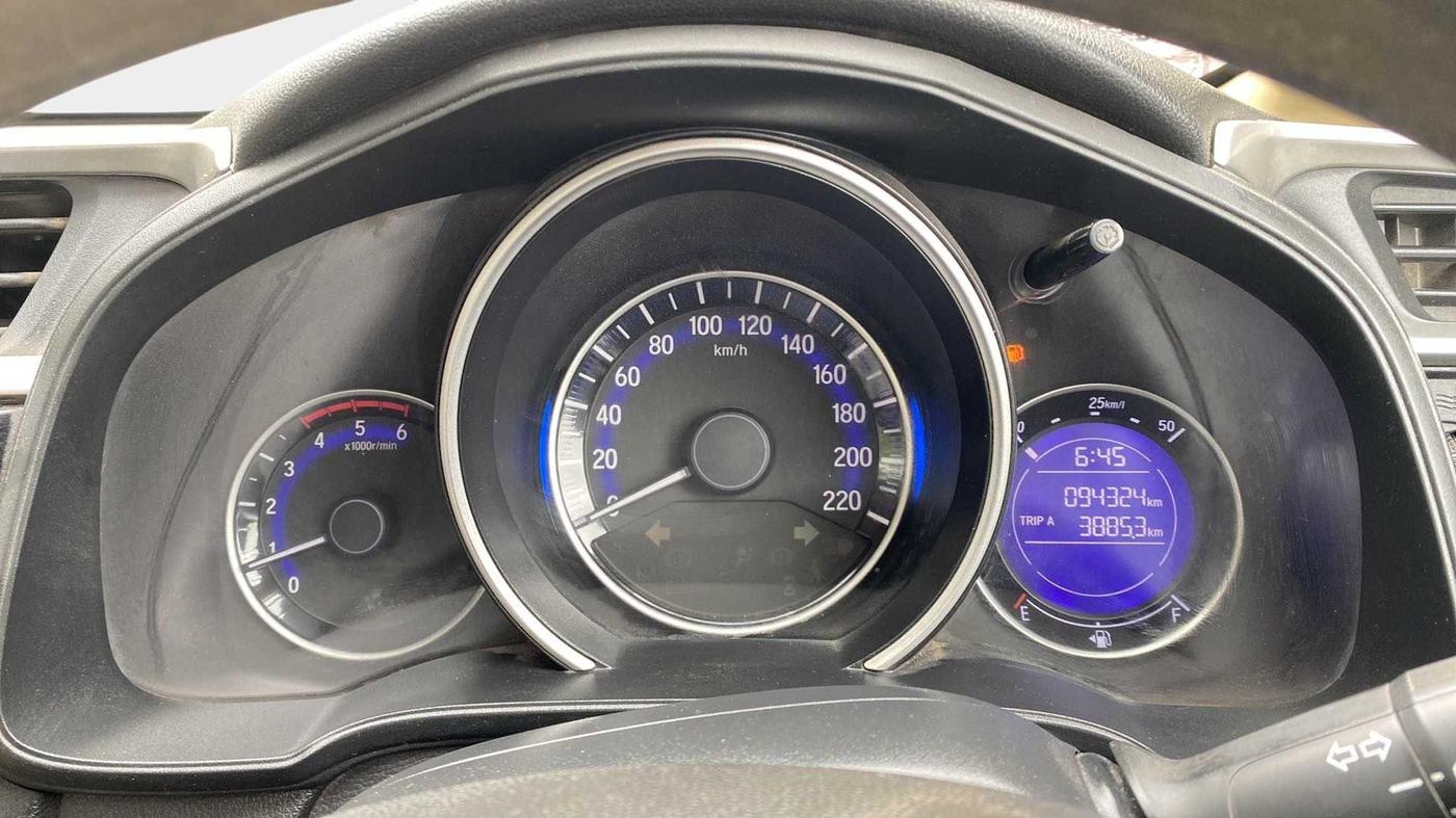 2015 Honda Jazz 1.5L I-DTEC SV, Diesel, Manual, 94,320 km, Odometer Image