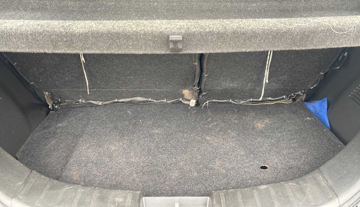 2015 Maruti Wagon R 1.0 VXI AMT, Petrol, Automatic, 38,340 km, Boot Inside