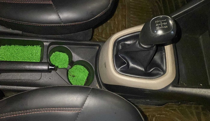 2015 Hyundai Grand i10 MAGNA 1.2 KAPPA VTVT, Petrol, Manual, 35,313 km, Gear Lever