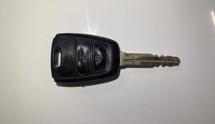 2015 Hyundai Grand i10 MAGNA 1.2 KAPPA VTVT, Petrol, Manual, 35,313 km, Key Close Up