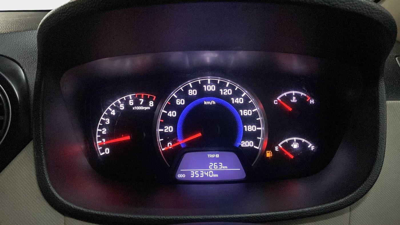 2015 Hyundai Grand i10 MAGNA 1.2 KAPPA VTVT, Petrol, Manual, 35,313 km, Odometer Image