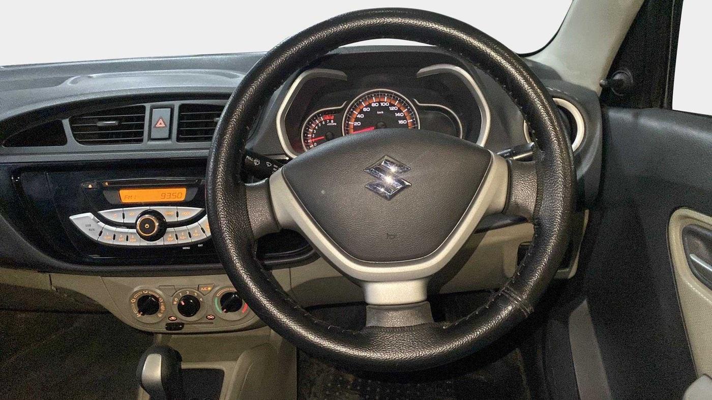 2016 Maruti Alto K10 VXI AMT, Petrol, Automatic, 1,12,891 km, Steering Wheel Close Up