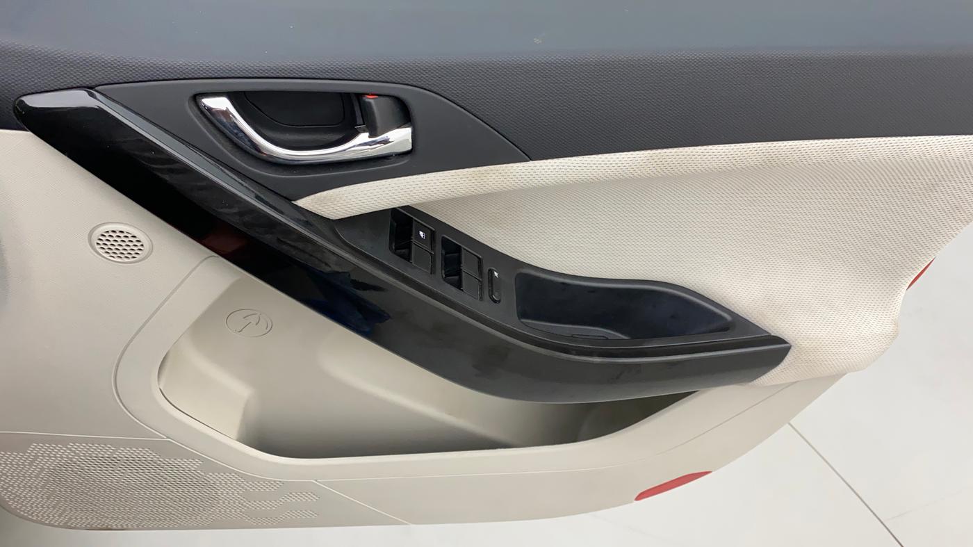 2021 Tata NEXON XZ PLUS PETROL SUNROOF, Petrol, Manual, 43,776 km, Driver Side Door Panels Control