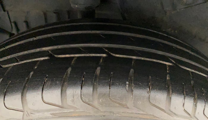 2021 Tata NEXON XZ PLUS PETROL SUNROOF, Petrol, Manual, 43,776 km, Right Rear Tyre Tread