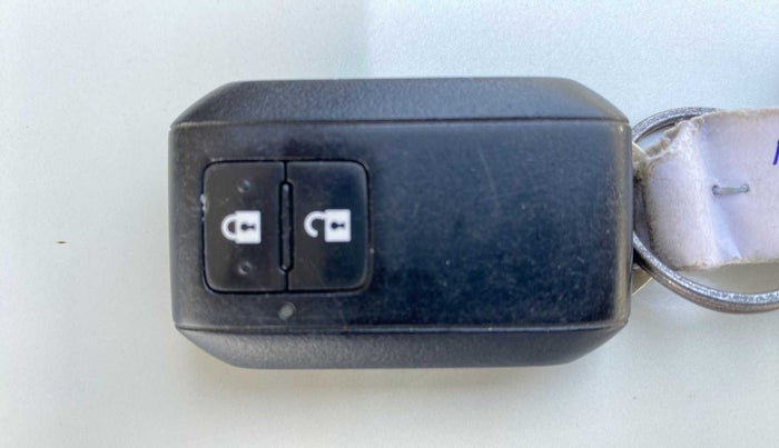 2022 Maruti Ertiga ZXI+ SHVS, Petrol, Manual, 54,301 km, Key Close Up