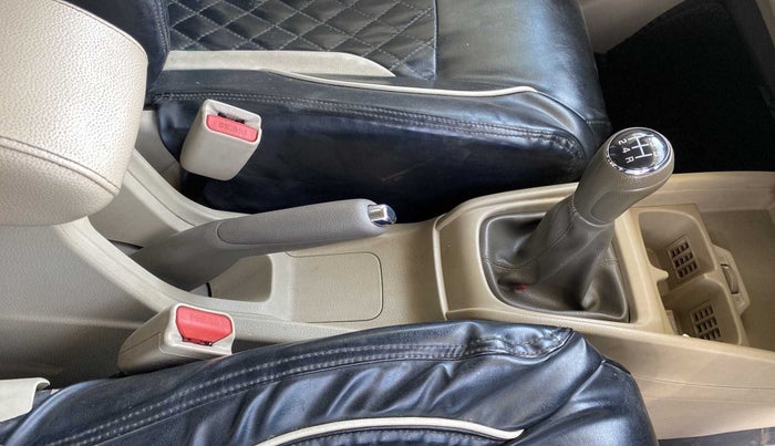 2022 Maruti Ertiga ZXI+ SHVS, Petrol, Manual, 54,301 km, Gear Lever