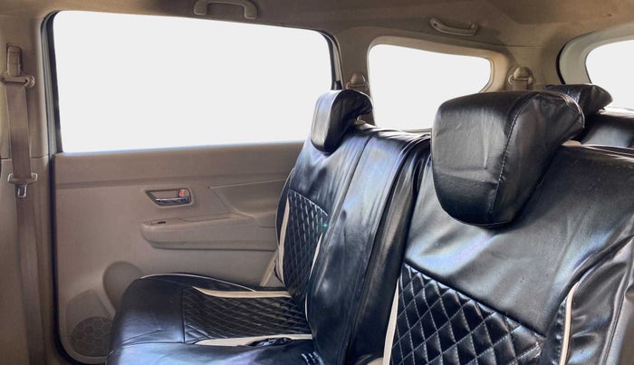 2022 Maruti Ertiga ZXI+ SHVS, Petrol, Manual, 54,301 km, Right Side Rear Door Cabin