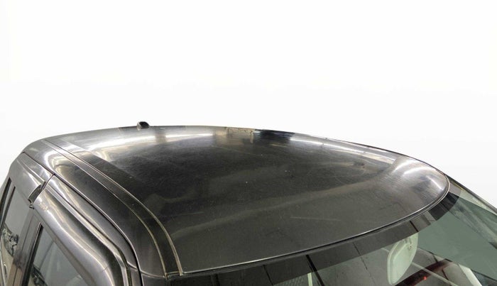 2017 Maruti Swift LXI (O), Petrol, Manual, 6,746 km, Roof