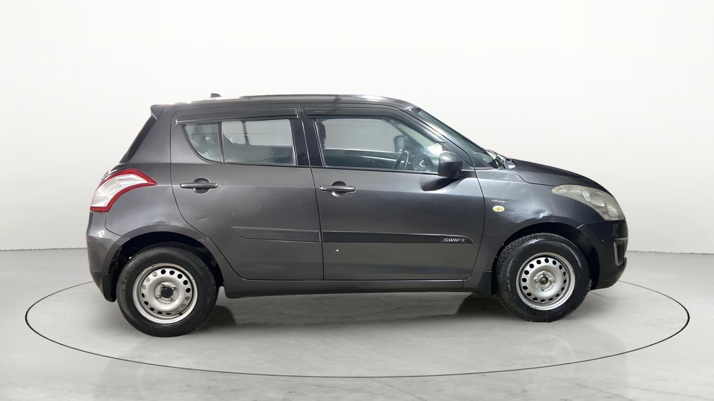 2017 Maruti Swift LXI (O), Petrol, Manual, 6,746 km, Right Side View