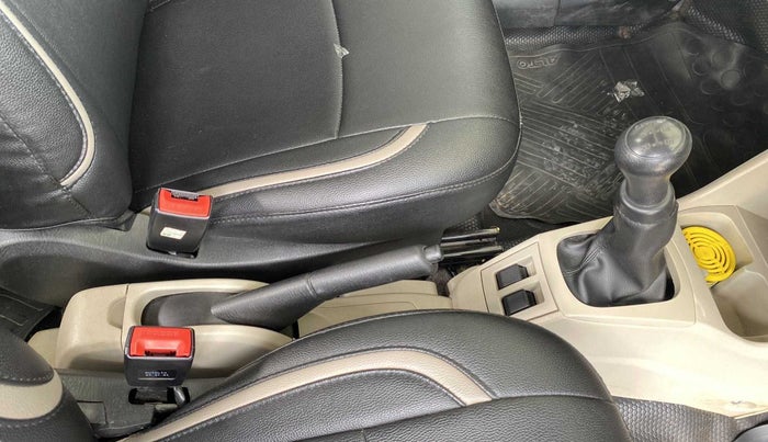 2021 Maruti Alto LXI, Petrol, Manual, 32,438 km, Gear Lever