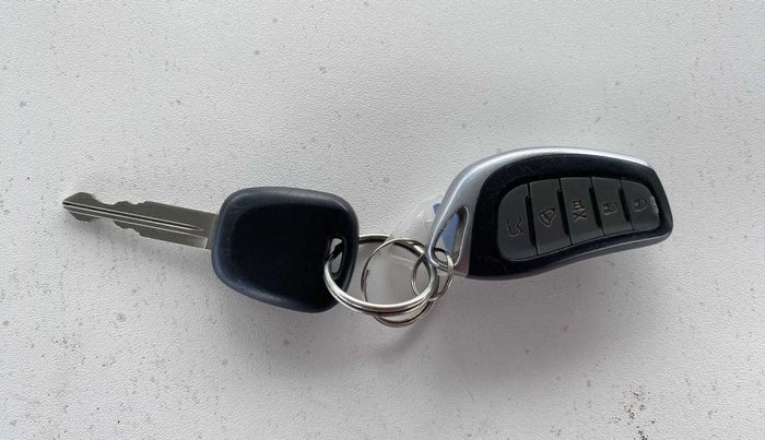 2020 Maruti Alto LXI, Petrol, Manual, 30,643 km, Key Close Up
