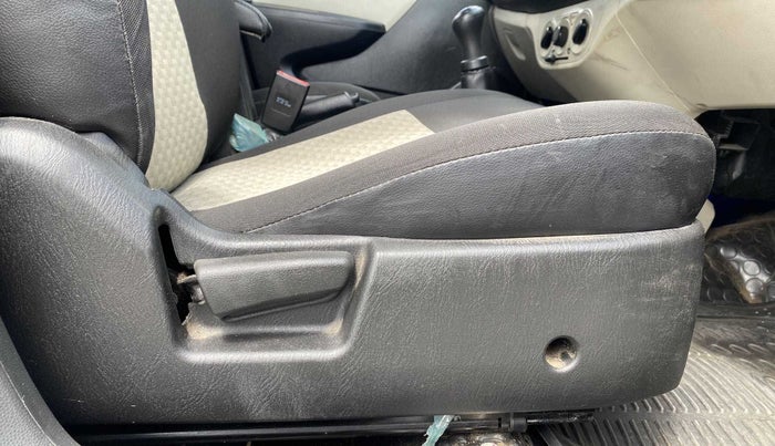 2020 Maruti Alto LXI, Petrol, Manual, 30,643 km, Driver Side Adjustment Panel