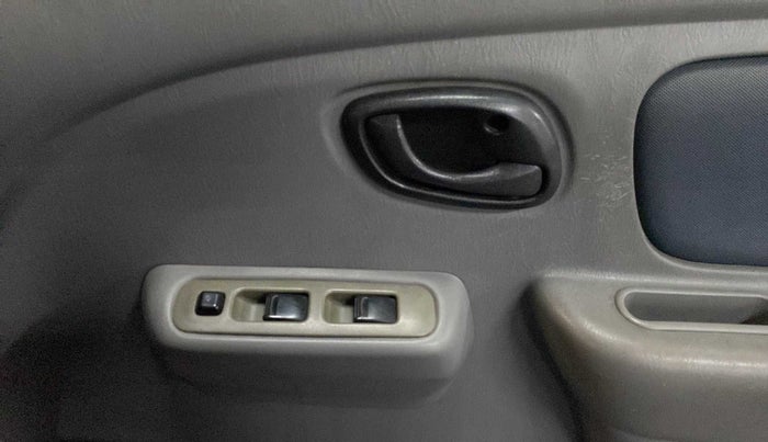 2011 Maruti Alto K10 VXI, Petrol, Manual, 99,360 km, Driver Side Door Panels Control