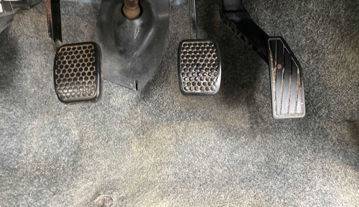2019 Maruti Alto 800 LXI, Petrol, Manual, 59,716 km, Pedals