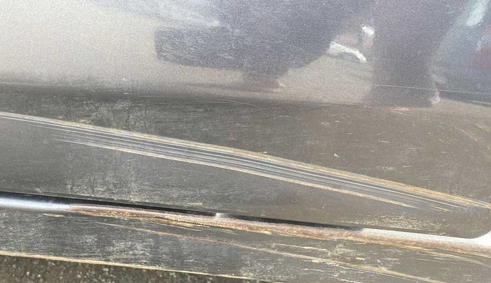 2019 Maruti Alto 800 LXI, Petrol, Manual, 59,716 km, Front passenger door - Slightly dented
