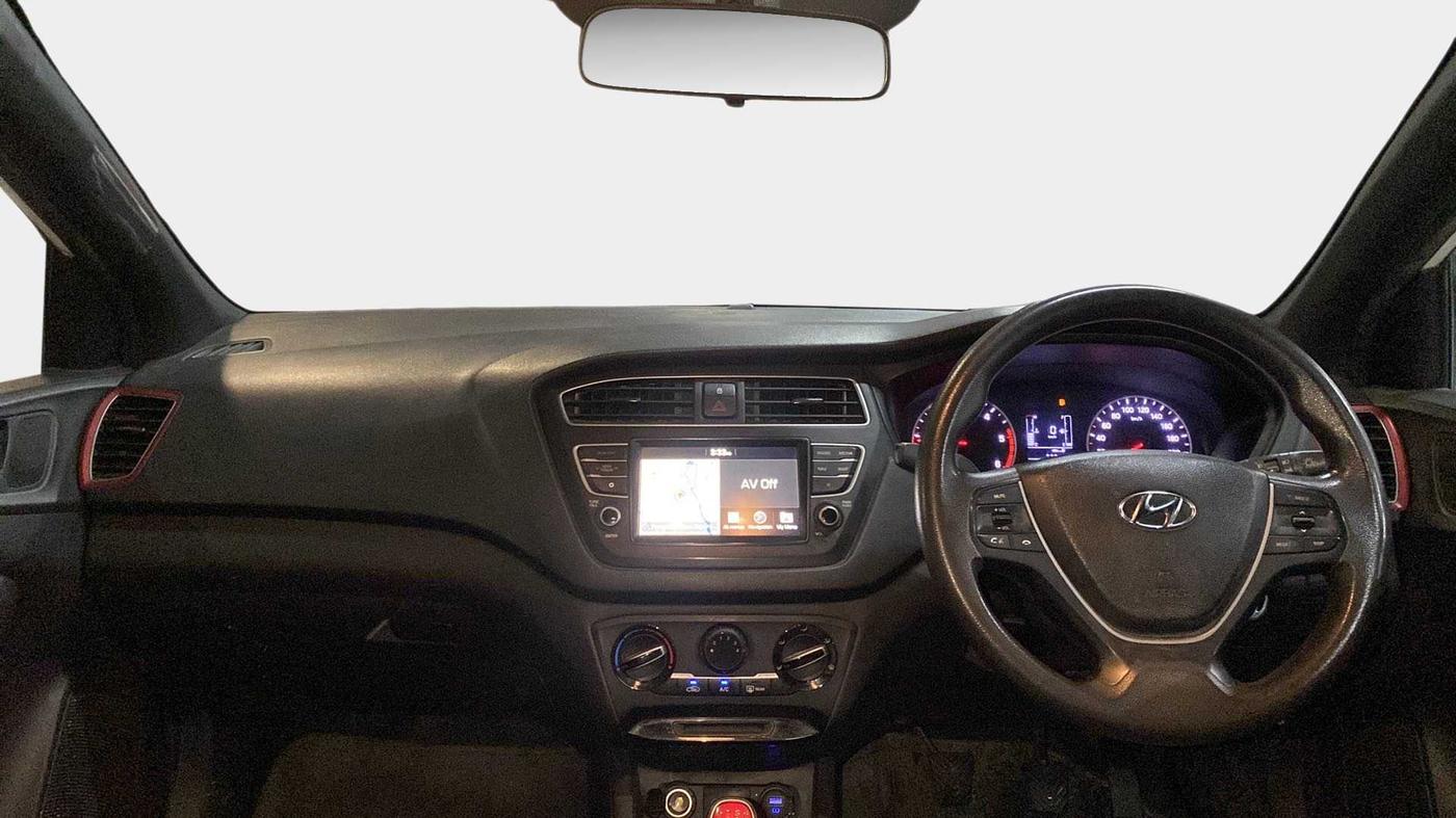 2019 Hyundai Elite i20 SPORTZ PLUS DUAL TONE 1.4 CRDI, Diesel, Manual, 77,416 km, Dashboard