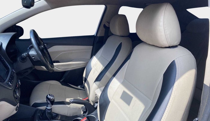 2018 Hyundai Verna 1.6 SX (O) CRDI MT, Diesel, Manual, 79,399 km, Right Side Front Door Cabin