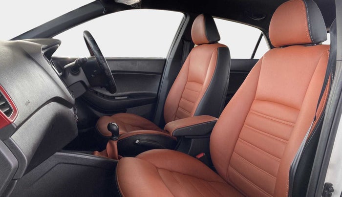2019 Hyundai Elite i20 SPORTZ PLUS 1.2 DUAL TONE, Petrol, Manual, 35,252 km, Right Side Front Door Cabin