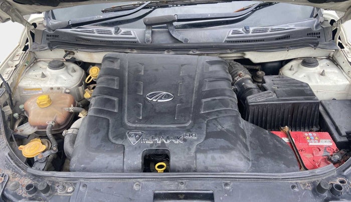 2016 Mahindra XUV500 W6, Diesel, Manual, Open Bonet