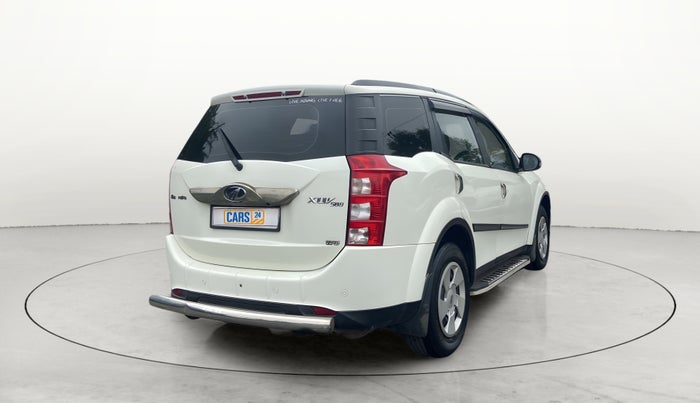 2016 Mahindra XUV500 W6, Diesel, Manual, Right Back Diagonal