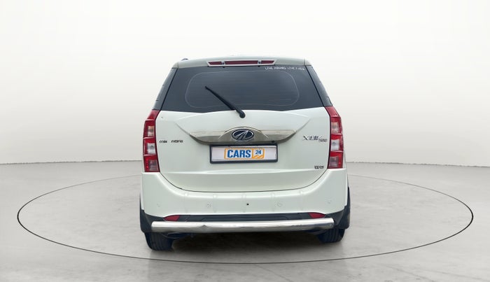 2016 Mahindra XUV500 W6, Diesel, Manual, Back/Rear