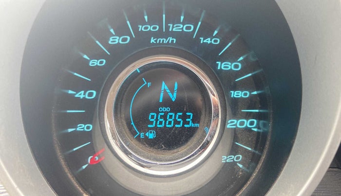 2016 Mahindra XUV500 W6, Diesel, Manual, Odometer Image