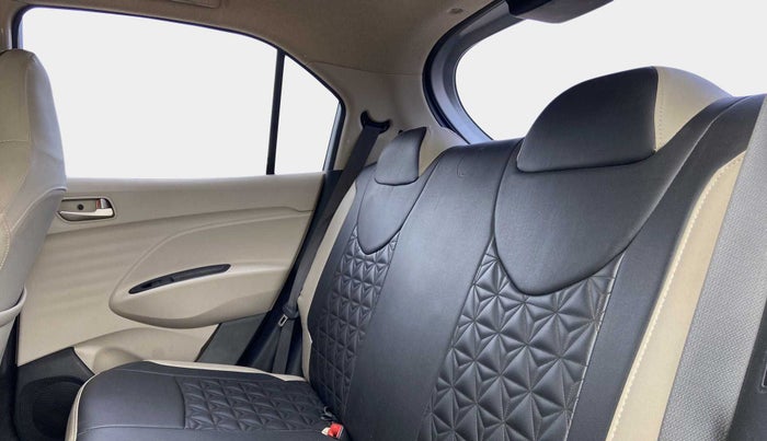 2019 Hyundai NEW SANTRO SPORTZ MT, Petrol, Manual, 23,942 km, Right Side Rear Door Cabin