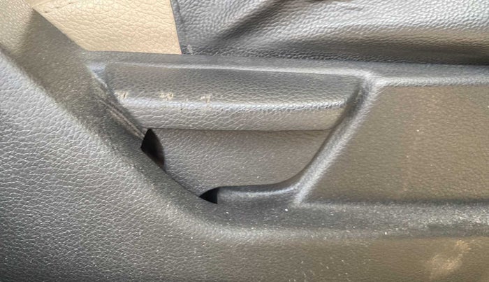 2018 Hyundai Eon ERA +, Petrol, Manual, 27,906 km, Driver Side Adjustment Panel