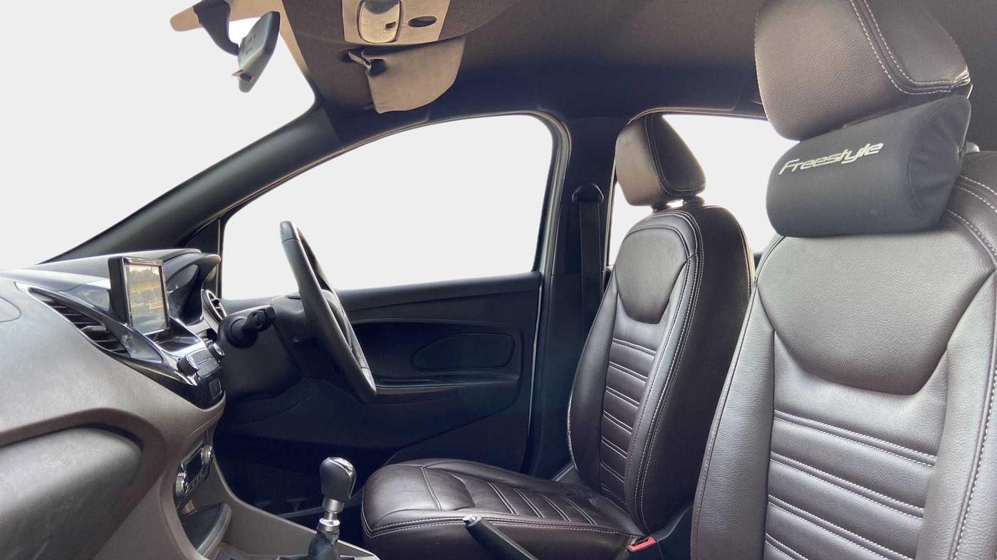 2019 Ford FREESTYLE TITANIUM 1.5 DIESEL, Diesel, Manual, 40,434 km, Right Side Front Door Cabin