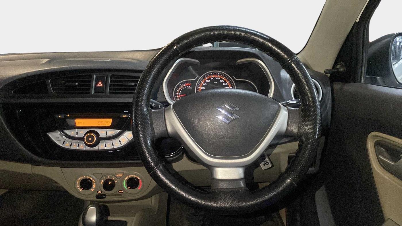 2017 Maruti Alto K10 VXI (O) AMT, Petrol, Automatic, 38,503 km, Steering Wheel Close Up