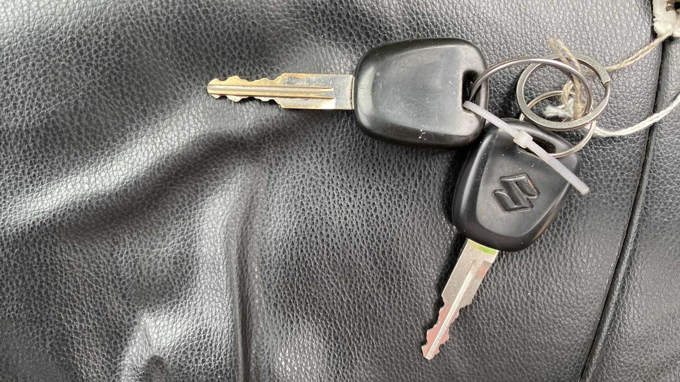 2011 Maruti Alto K10 VXI, Petrol, Manual, 38,420 km, Key Close Up