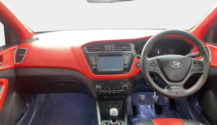 2017 Hyundai Elite i20 ASTA 1.2 (O), Petrol, Manual, 1,15,054 km, Dashboard