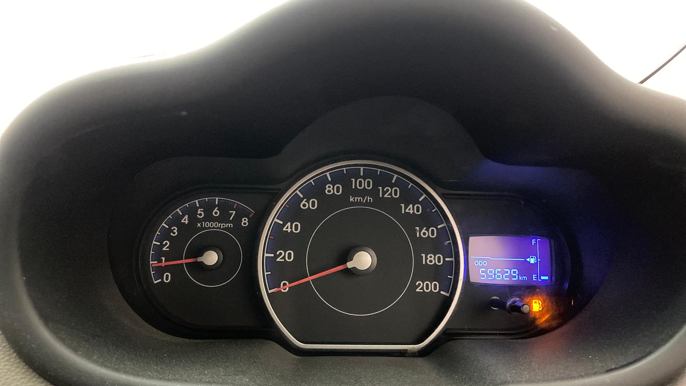 2013 Hyundai i10 MAGNA 1.2, Petrol, Manual, 59,587 km, Odometer Image