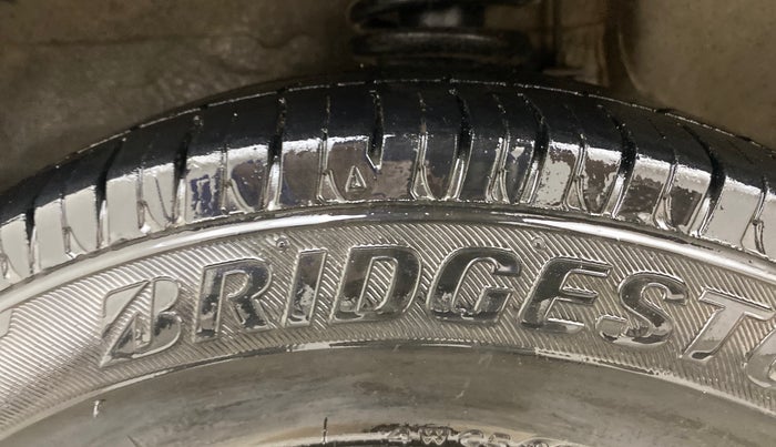 2017 Maruti Alto 800 LXI, Petrol, Manual, 73,864 km, Left Front Tyre Tread