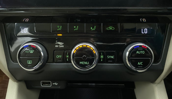 2018 Skoda Octavia LK 1.8 TSI AT, Petrol, Automatic, 67,602 km, Automatic Climate Control