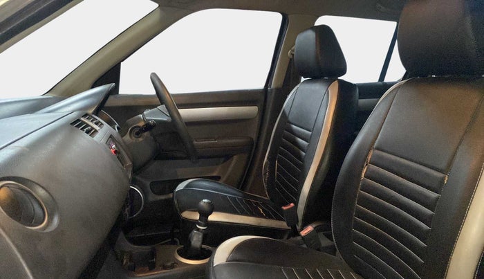 2010 Maruti Swift VXI, Petrol, Manual, 92,339 km, Right Side Front Door Cabin