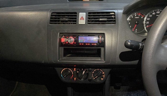 2010 Maruti Swift VXI, Petrol, Manual, 92,339 km, Air Conditioner