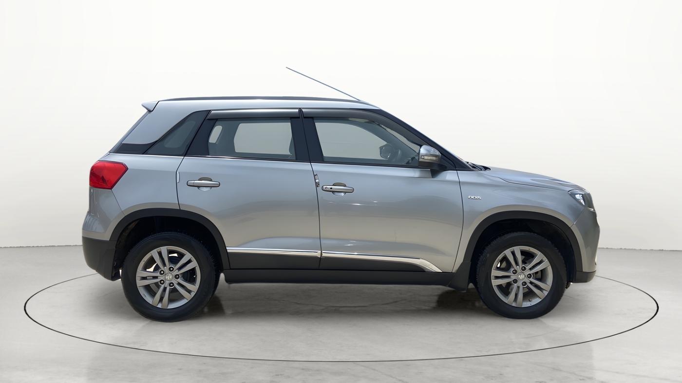 2017 Maruti Vitara Brezza ZDI PLUS, Diesel, Manual, 69,004 km, Right Side View