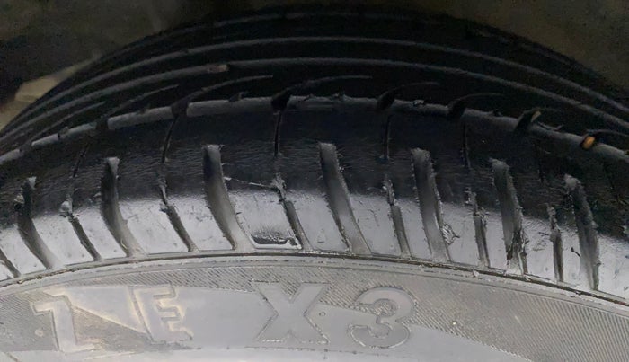 2014 Honda Amaze 1.2L I-VTEC VX, Petrol, Manual, 62,721 km, Right Rear Tyre Tread
