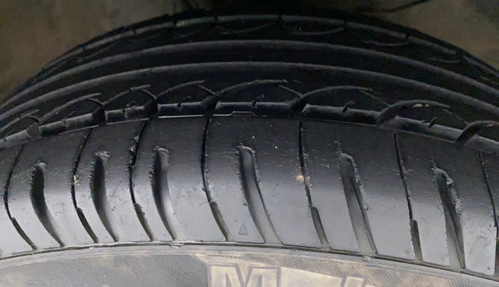 2014 Honda Amaze 1.2L I-VTEC VX, Petrol, Manual, 62,721 km, Right Front Tyre Tread